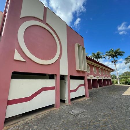 Motel Village Teófilo Otoni Zewnętrze zdjęcie