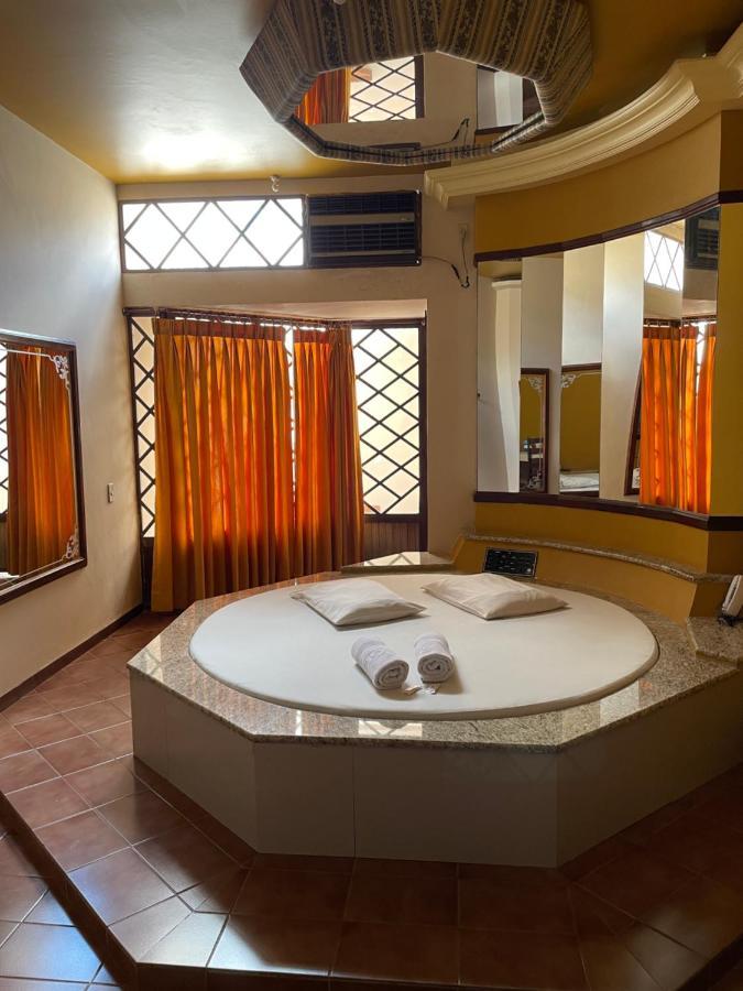 Motel Village Teófilo Otoni Zewnętrze zdjęcie